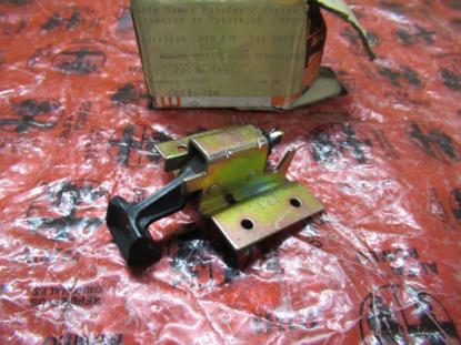 60580104 Slot dashboardkastje