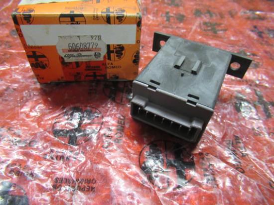 60608779 ECU ruitenwisser