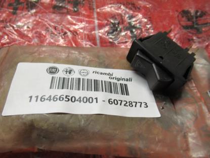 60728773 Schakelaar alarmlichten