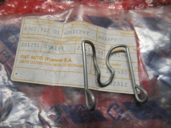 60810297 Veertje voorstoelen