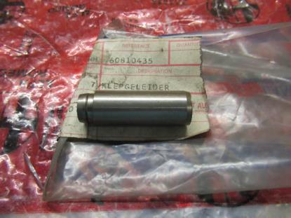 60810435 Klepgeleider uitlaat