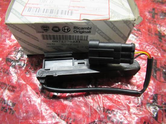 71770231 Start&stop sensor transmissiestand