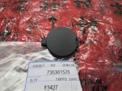 735361576 Plug voorbumper