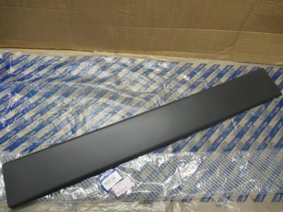 735422921 Stootstrip linksmidden