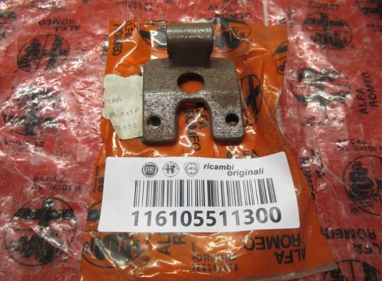 116105511300 Scharnier