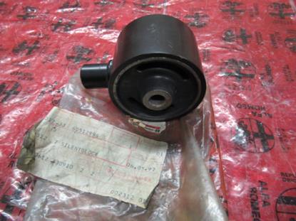 60512998 Motorsteun 3.0 V6