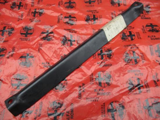 60522823 Hoekstuk accubak 2.0 TD