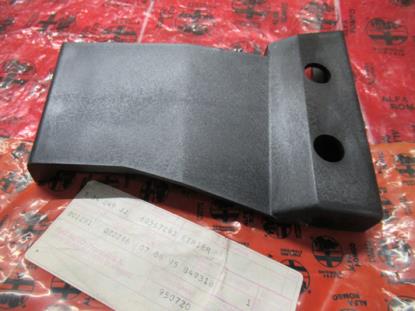 60567293 Beugel voorbumper rechterzijde