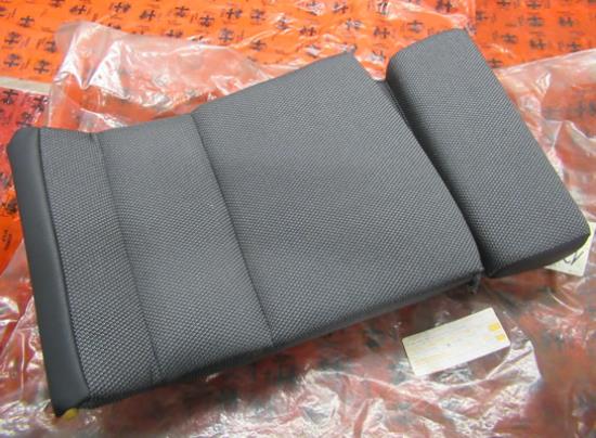 121228064 Bekleding met wattering stoel zitting voorzijde