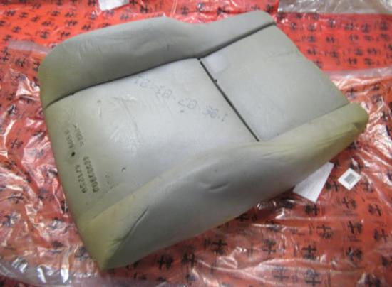 46989900 Schuimvulling stoel rugleuning voorzijde