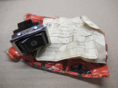 105646503900 Lichtschakelaar