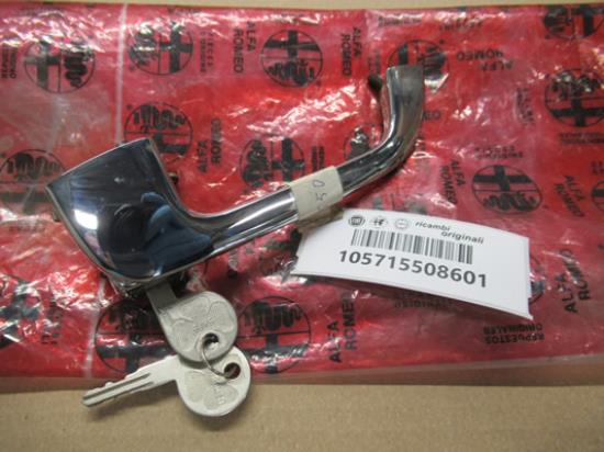 105715508601 Deurgreep met slotcilinder rechtsvoor