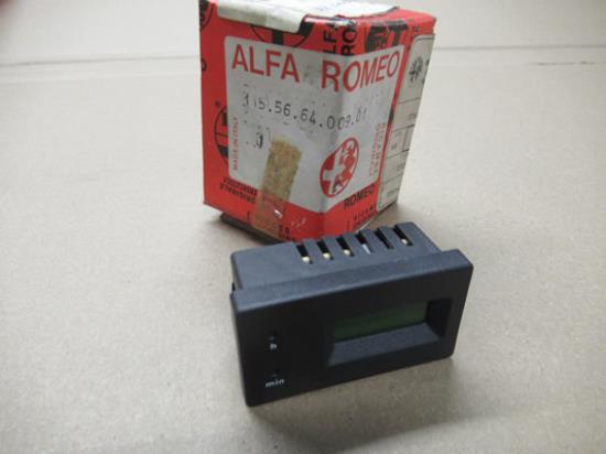 115566400901 Digitaal klokje dashboard