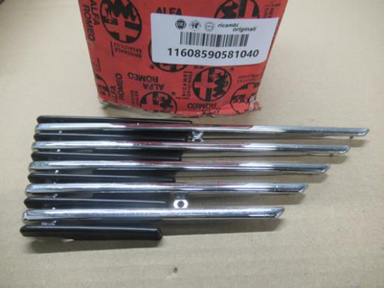 116085905840 Sierstuk rechterzijde achterscherm