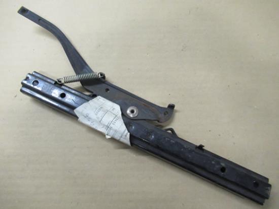 116555802300 Geleidingsrail stoel linksvoor