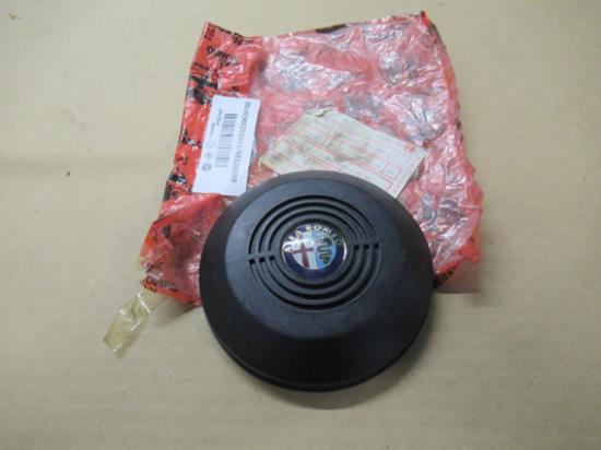 116932306301 Stuurkap met embleem