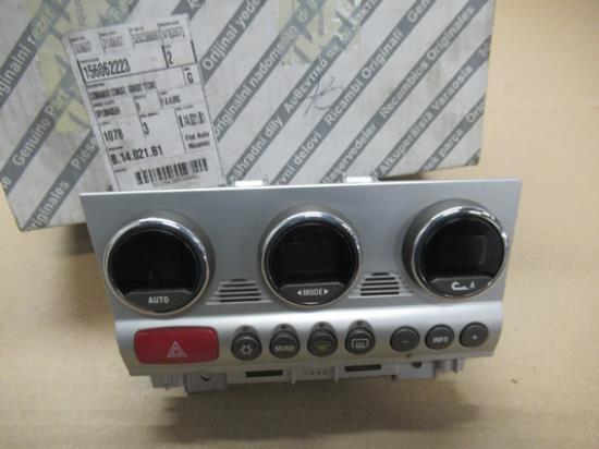 156062223 Airconditioning bedieningspaneel