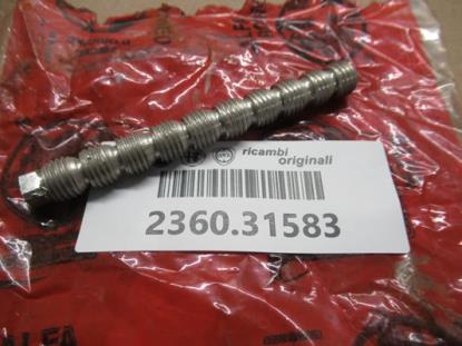 236031583 Tapeind motorblok