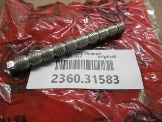 236031583 Tapeind motorblok