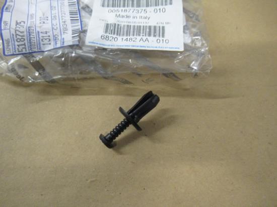 51877375 Bevestigingsknop