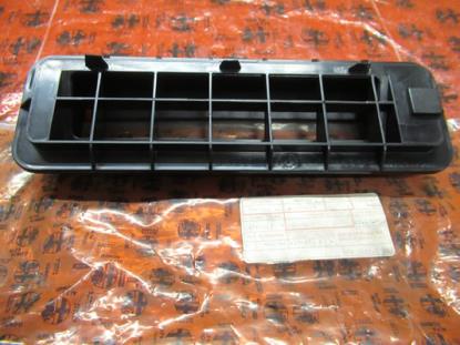 60509933 Luchtinlaat deksel rechter achterscherm