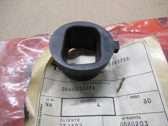 60533076 Afstandstuk versnellingspook