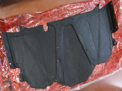 60615640 Geluiddemping motorkap