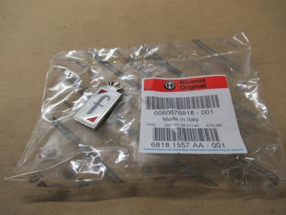 60676918 Embleem pininfarina zijscherm