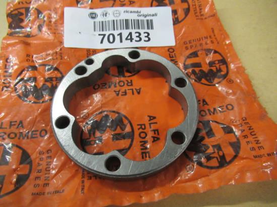 701433 Afstandstuk voorrem