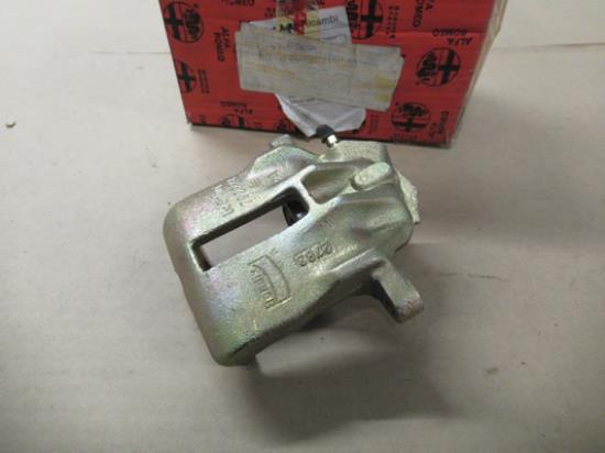 9944497 Remklauw rechtsvoor