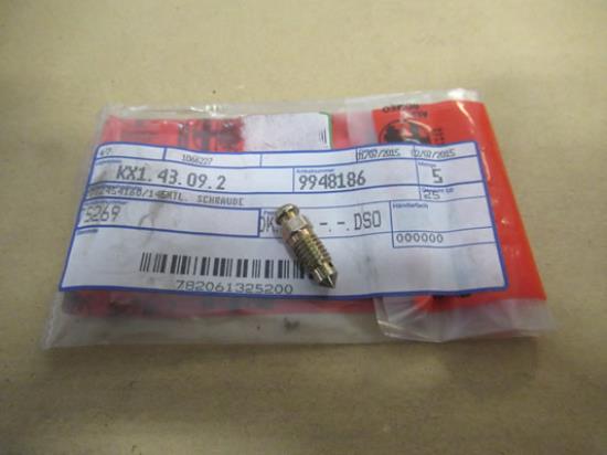 9948186 Remontluchtingsnippel M8x1.25