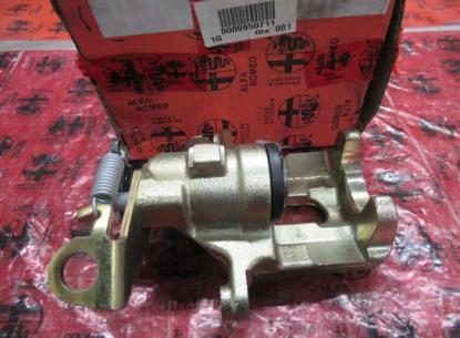 9950711 Remklauw linksachter