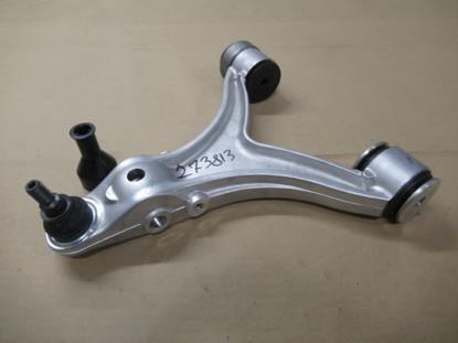 273813 Onderste draagarm rechts voorzijde