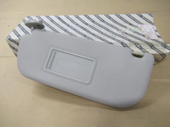 156032226 Zonneklep linkerzijde