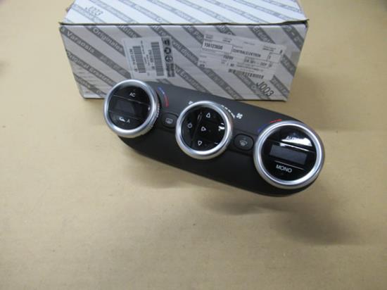 156123650 Bedieningspaneel dashboard