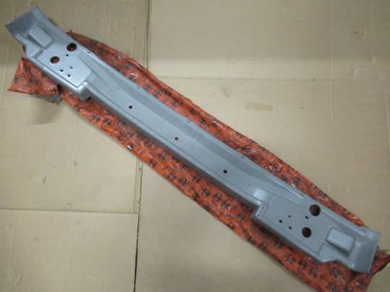 161147713400 Dwarsbalk voorbumper