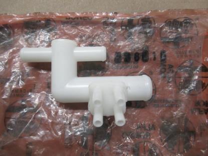 536810 Aansluiting carburateur