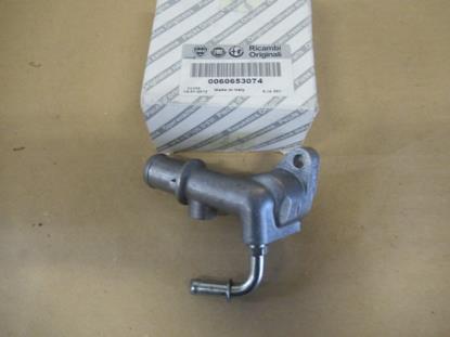 60653074 Aansluiting waterpomp