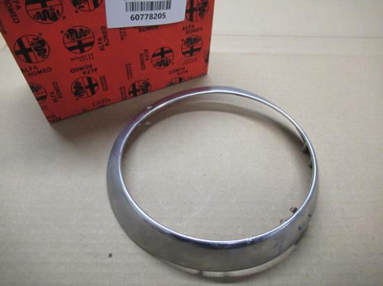 60778205 Koplampring