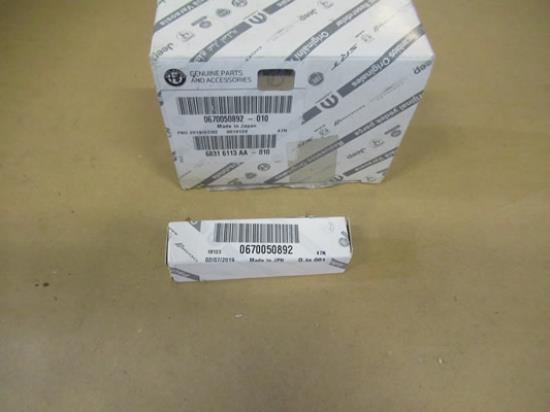 670050892 Ontstekingsbougie 2.9 Q4