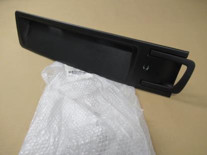 735501970 Laaddeurgreep achterklep