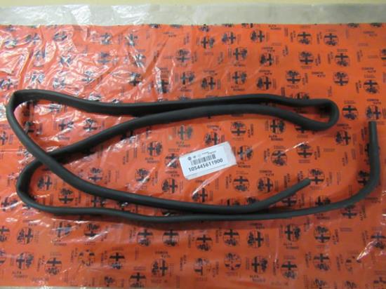 105445611900 Profielrubber kofferbak