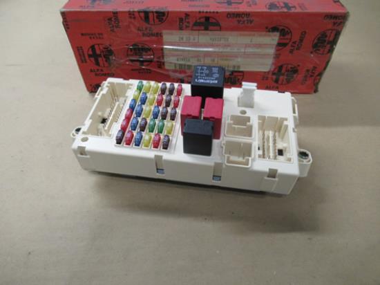 46558758 ECU zekering kast