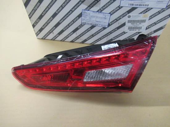 50531132 Binnenste achterlicht rechterzijde