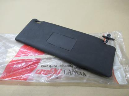 82412795 Zonneklep rechterzijde