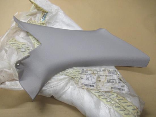 156016625 Sierstuk C-stijl linkerzijde