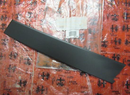 46553921 Sierstuk B-stijl rechterzijde