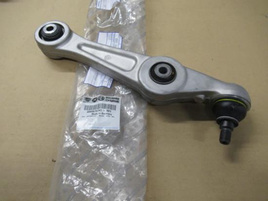 60675743 Draagarm voorvering