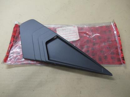 60701117 Luchtuitlaatpaneel rechtsachter