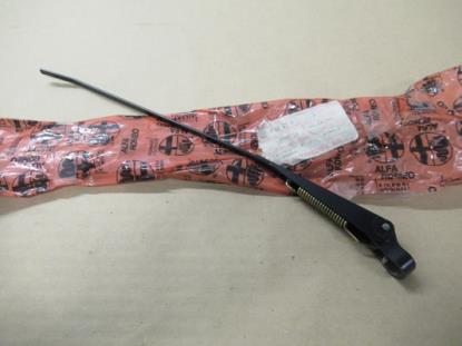 60745216 Ruitenwisserarm